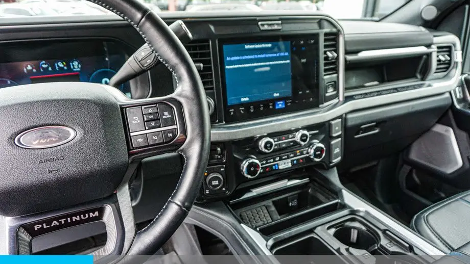 2025 Ford F-350 Super Duty Platinum