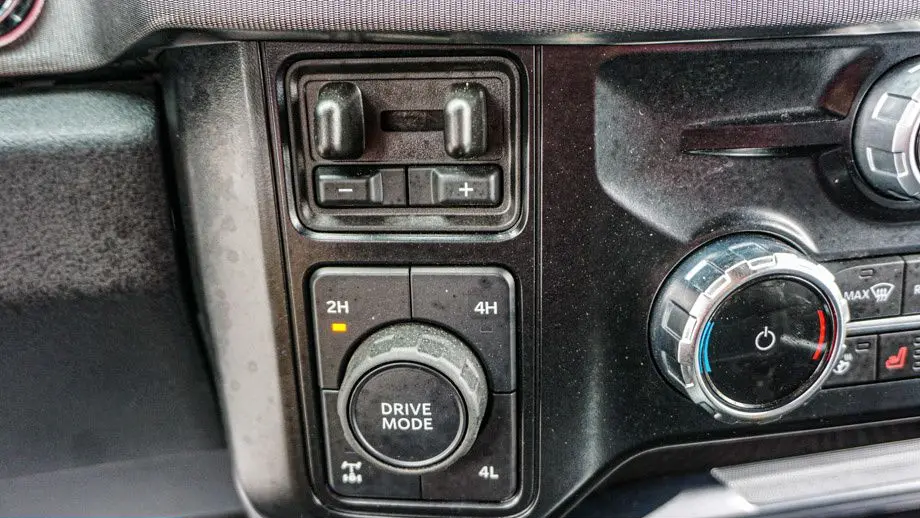 2025 Ford F-350 Super Duty Platinum