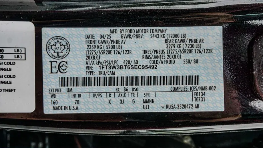 2025 Ford F-350 Super Duty Platinum