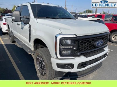 2025 Ford F-350 Super Duty 4X4 XL 4DR Crew Cab 6.8 FT. SB SRW Pickup