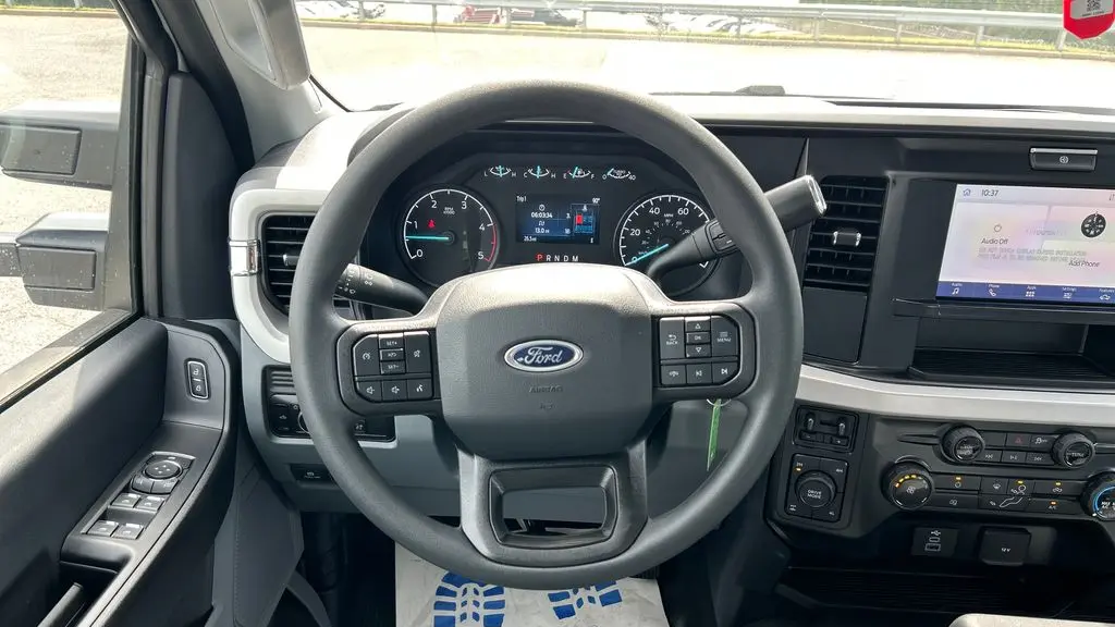 2025 Ford F-350 Super Duty XLT