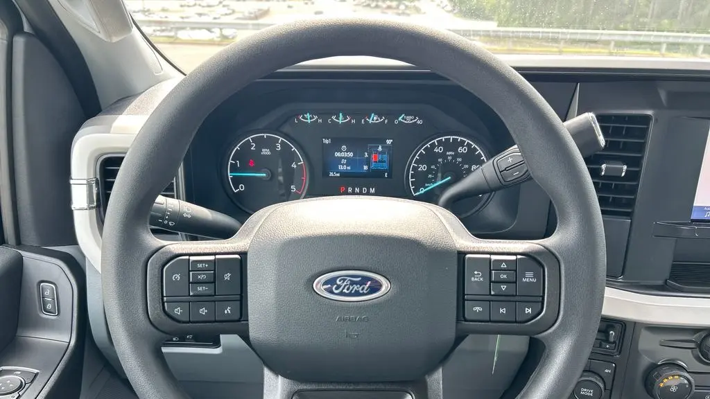 2025 Ford F-350 Super Duty XLT