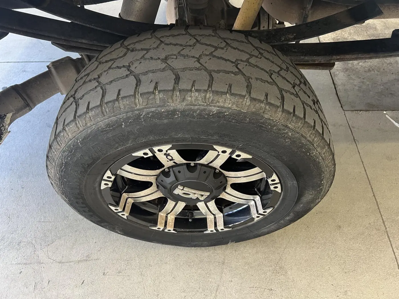 2014 Ford F-350 - $14,298