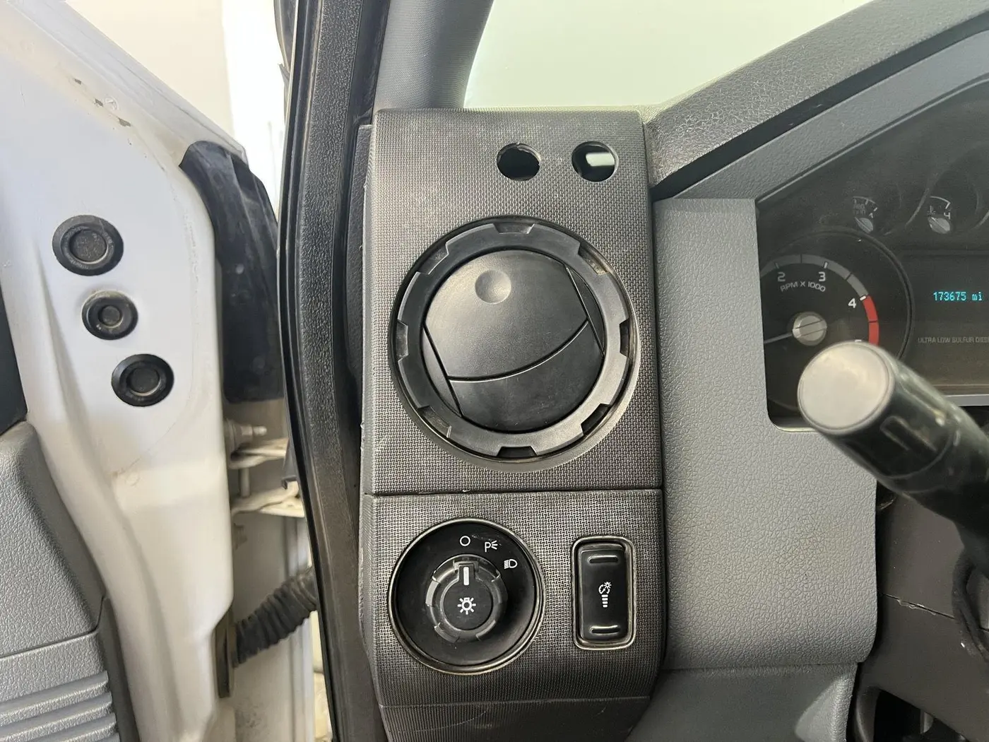 2014 Ford F-350 - $14,298