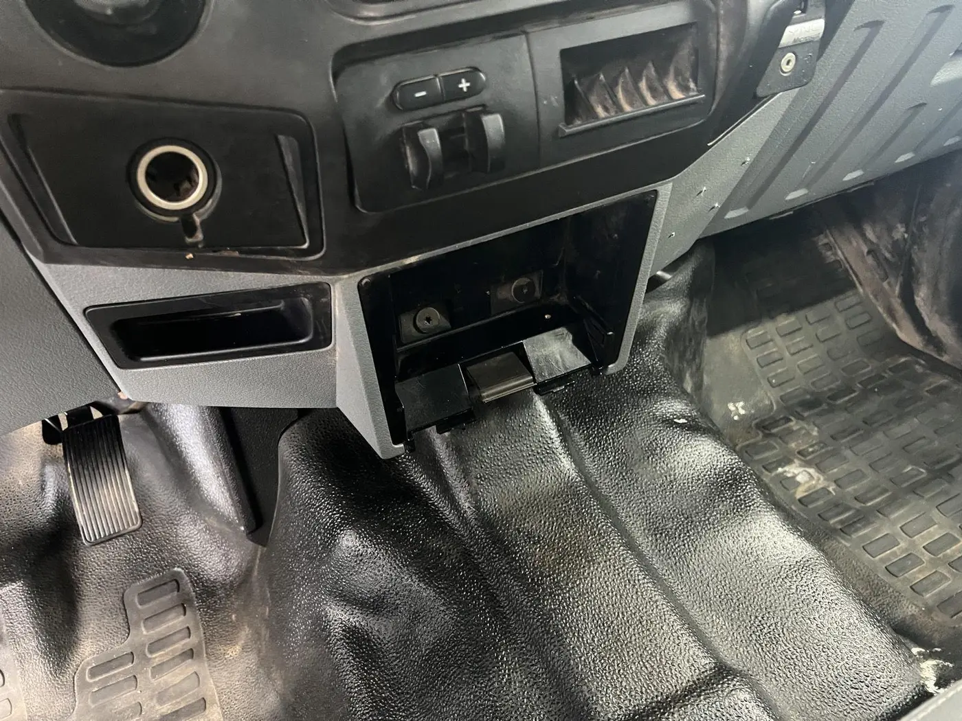 2014 Ford F-350 - $14,298