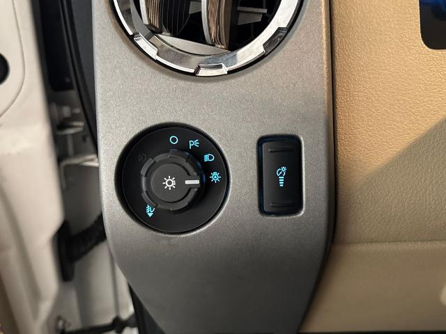 2016 Ford F-350 - $25,000