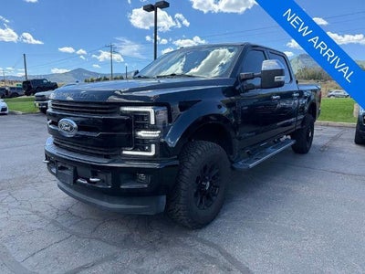 2017 Ford F-350 Super Duty 4X4 Lariat 4DR Crew Cab 6.8 FT. SB SRW Pickup