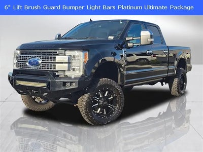 2019 Ford F-350 Super Duty 4X4 Platinum 4DR Crew Cab 6.8 FT. SB SRW Pickup