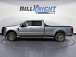2022 F-350 Super Duty Thumbnail 2