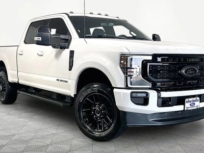 2022 Ford F-350 Super Duty 4X4 Lariat 4DR Crew Cab 8 FT. LB SRW Pickup