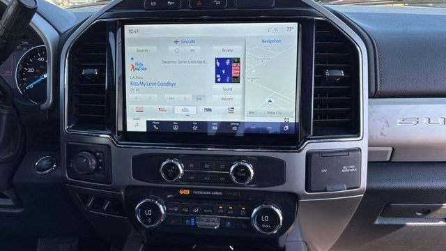 2022 Ford F-350 Super Duty Platinum