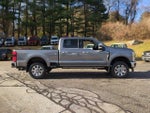 2023 F-350 Super Duty Thumbnail 2