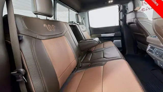 2023 Ford F-350 Super Duty Platinum
