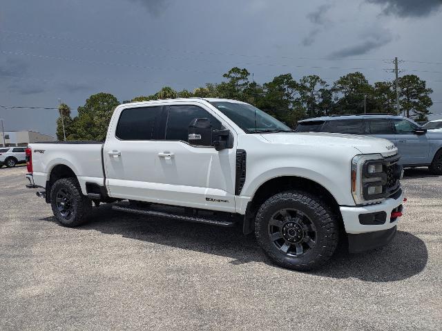 2024 Ford F-350 Super Duty Lariat — photo 1 of 24