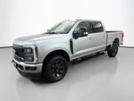 2024 F-350 Super Duty Thumbnail 2