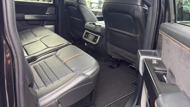 2024 Ford F-350 Super Duty XLT