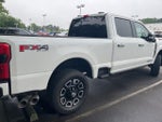 2024 F-350 Super Duty Thumbnail 3