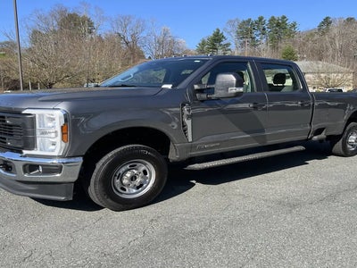 2024 Ford F-350 Super Duty 4X4 XLT 4DR Crew Cab 6.8 FT. SB SRW Pickup