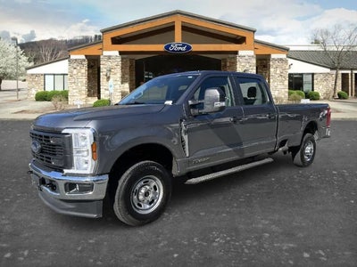 2024 Ford F-350 Super Duty 4X4 XLT 4DR Crew Cab 6.8 FT. SB SRW Pickup