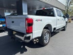 2025 F-350 Super Duty Thumbnail 4