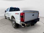 2025 F-350 Super Duty Thumbnail 3