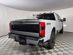 2025 F-350 Super Duty Thumbnail 24