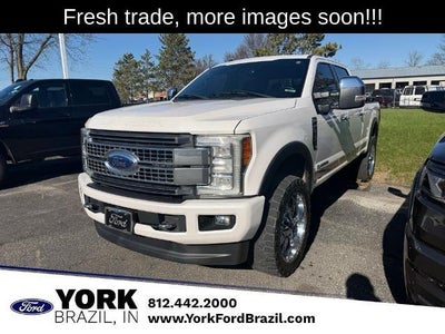 2017 Ford F-350 Super Duty 4X4 Platinum 4DR Crew Cab 6.8 FT. SB SRW Pickup