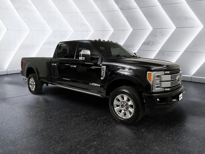 2019 Ford F-350 Super Duty 4X4 Platinum 4DR Crew Cab 6.8 FT. SB SRW Pickup