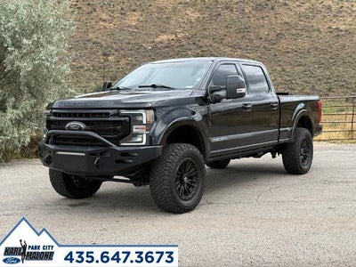 2022 Ford F-350 Super Duty 4X4 Lariat 4DR Crew Cab 8 FT. LB SRW Pickup