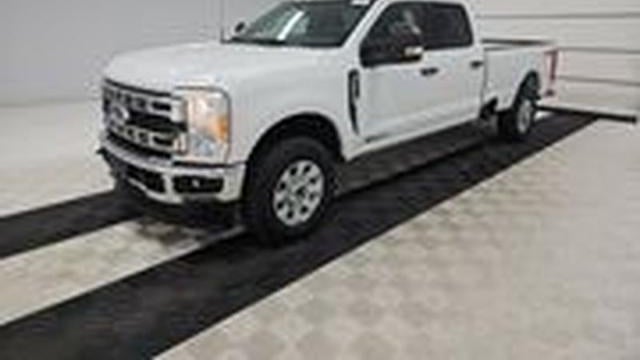 2023 Ford F-350 Super Duty King Ranch