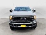 2023 F-350 Super Duty Thumbnail 2