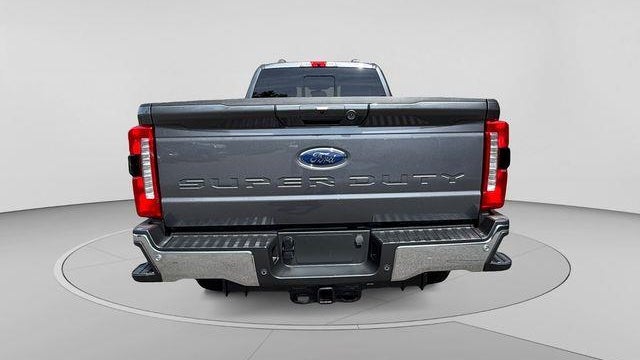 2024 Ford F-350 Super Duty Lariat