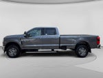 2024 F-350 Super Duty Thumbnail 2