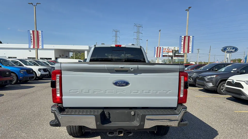2024 Ford F-350 Super Duty XLT