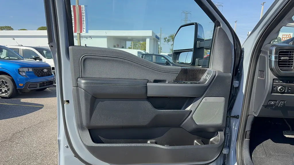 2024 Ford F-350 Super Duty XLT