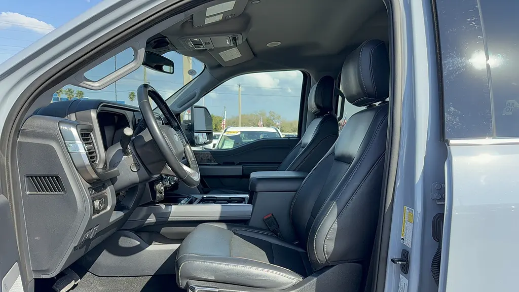 2024 Ford F-350 Super Duty XLT