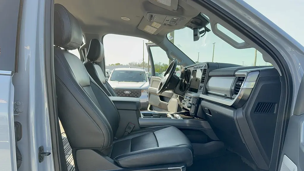 2024 Ford F-350 Super Duty XLT