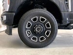 2024 F-350 Super Duty Thumbnail 5