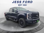 2025 F-350 Super Duty Thumbnail 7