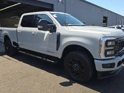 2025 Ford F-350 Super Duty 4X4 Lariat 4DR Crew Cab 6.8 FT. SB SRW Pickup