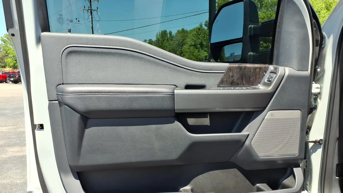 2025 Ford F-350 Super Duty King Ranch