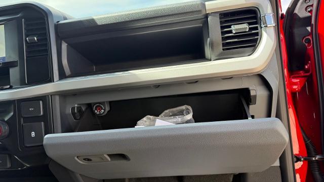2026 Ford F-350 Super Duty Platinum