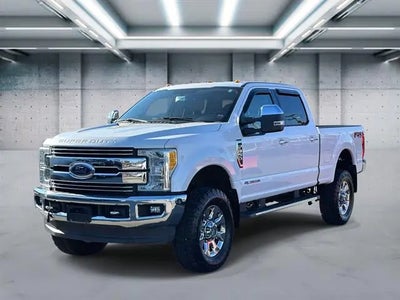 2017 Ford F-350 Super Duty 4X4 King Ranch 4DR Crew Cab 6.8 FT. SB SRW Pickup