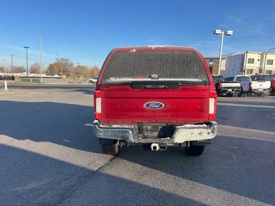 2017 Ford F-350 Super Duty 4X4 Lariat 4DR Crew Cab 6.8 FT. SB SRW Pickup