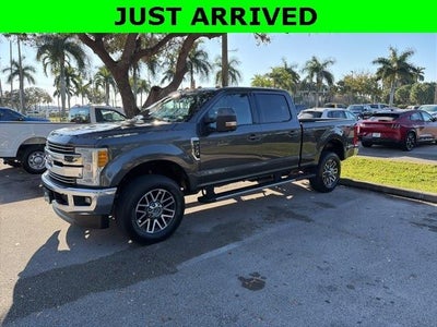 2017 Ford F-350 Super Duty 4X4 King Ranch 4DR Crew Cab 6.8 FT. SB SRW Pickup