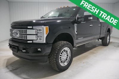 2018 Ford F-350 Super Duty 4X4 Platinum 4DR Crew Cab 6.8 FT. SB SRW Pickup