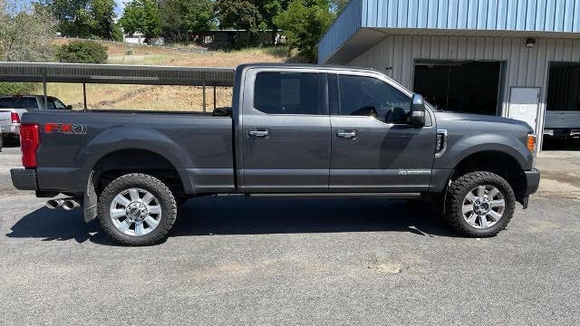 2018 Ford F-350 Super Duty Platinum