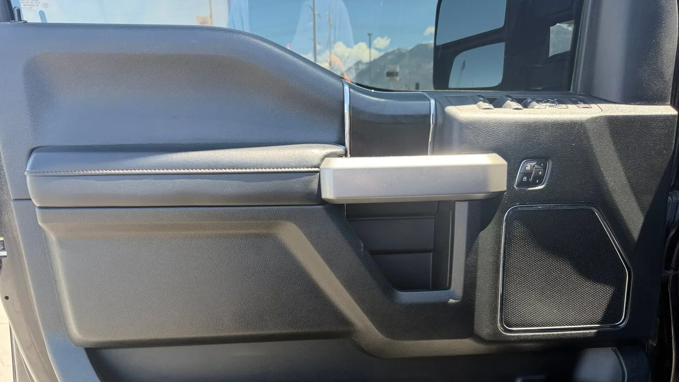 2019 Ford F-350 Super Duty Lariat