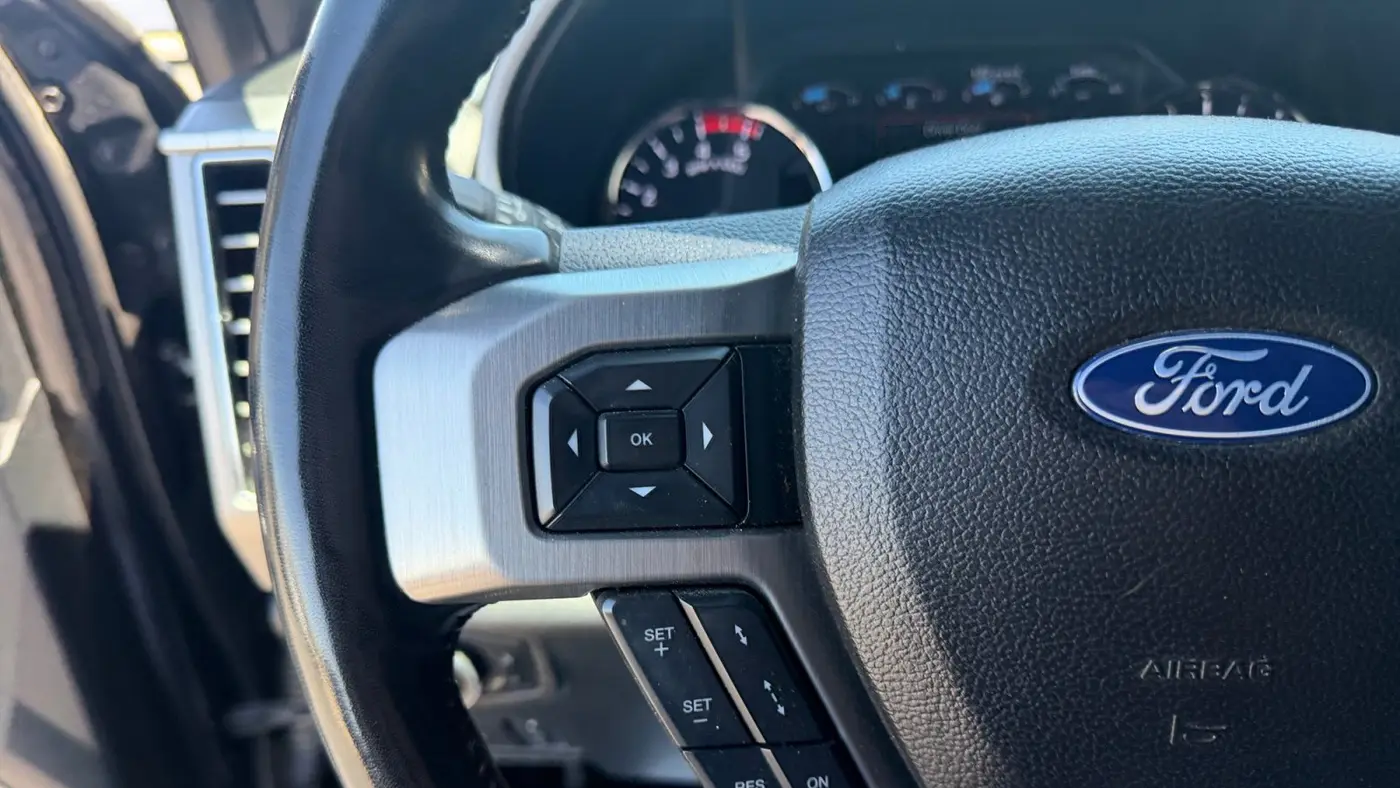 2019 Ford F-350 Super Duty Lariat