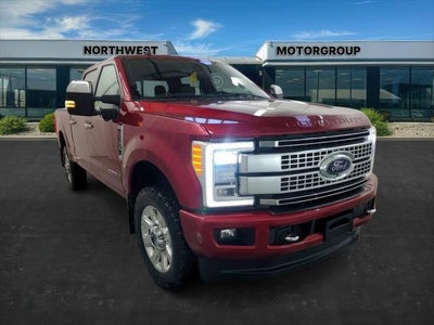 2019 Ford F-350 Super Duty 4X4 Platinum 4DR Crew Cab 6.8 FT. SB SRW Pickup